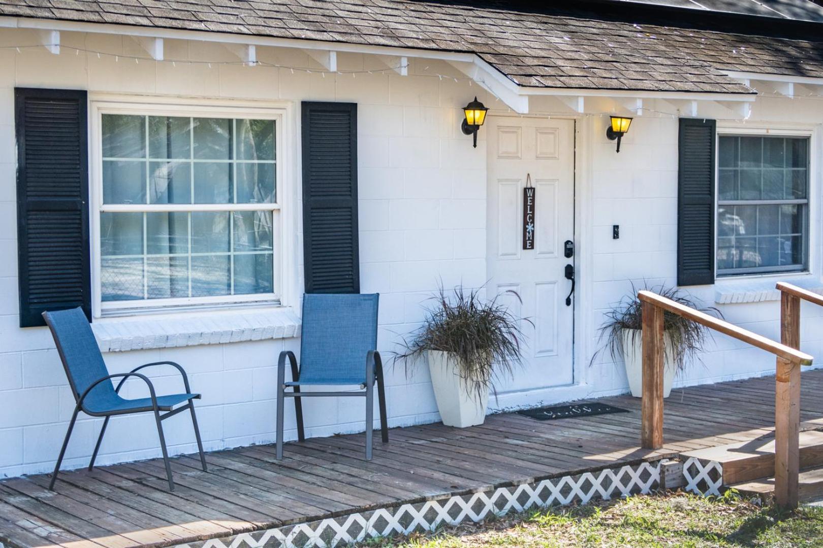 Cozy Home Near Busch Gardens Adventure Island And Usf タンパ エクステリア 写真