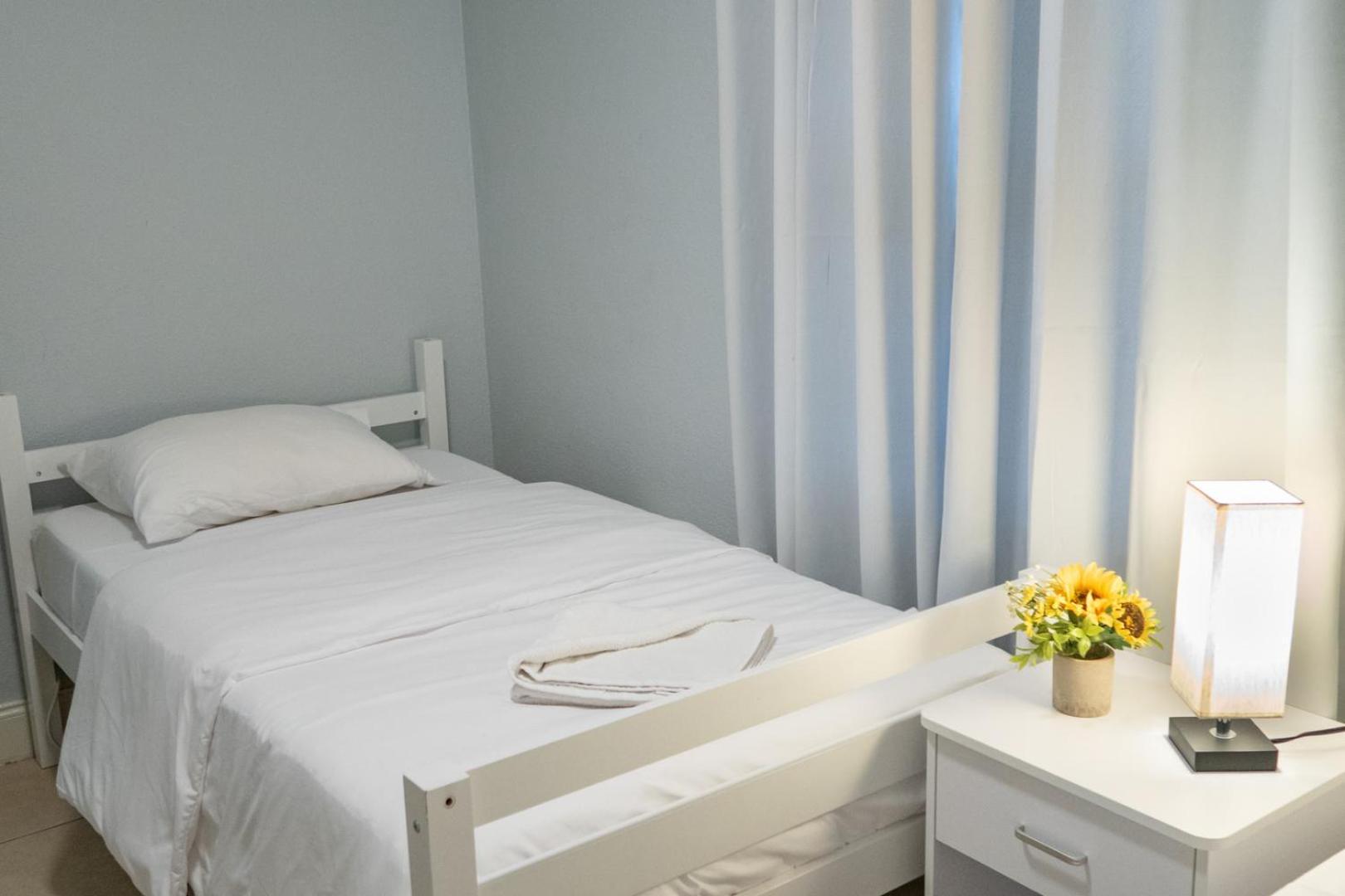 Cozy Home Near Busch Gardens Adventure Island And Usf タンパ エクステリア 写真