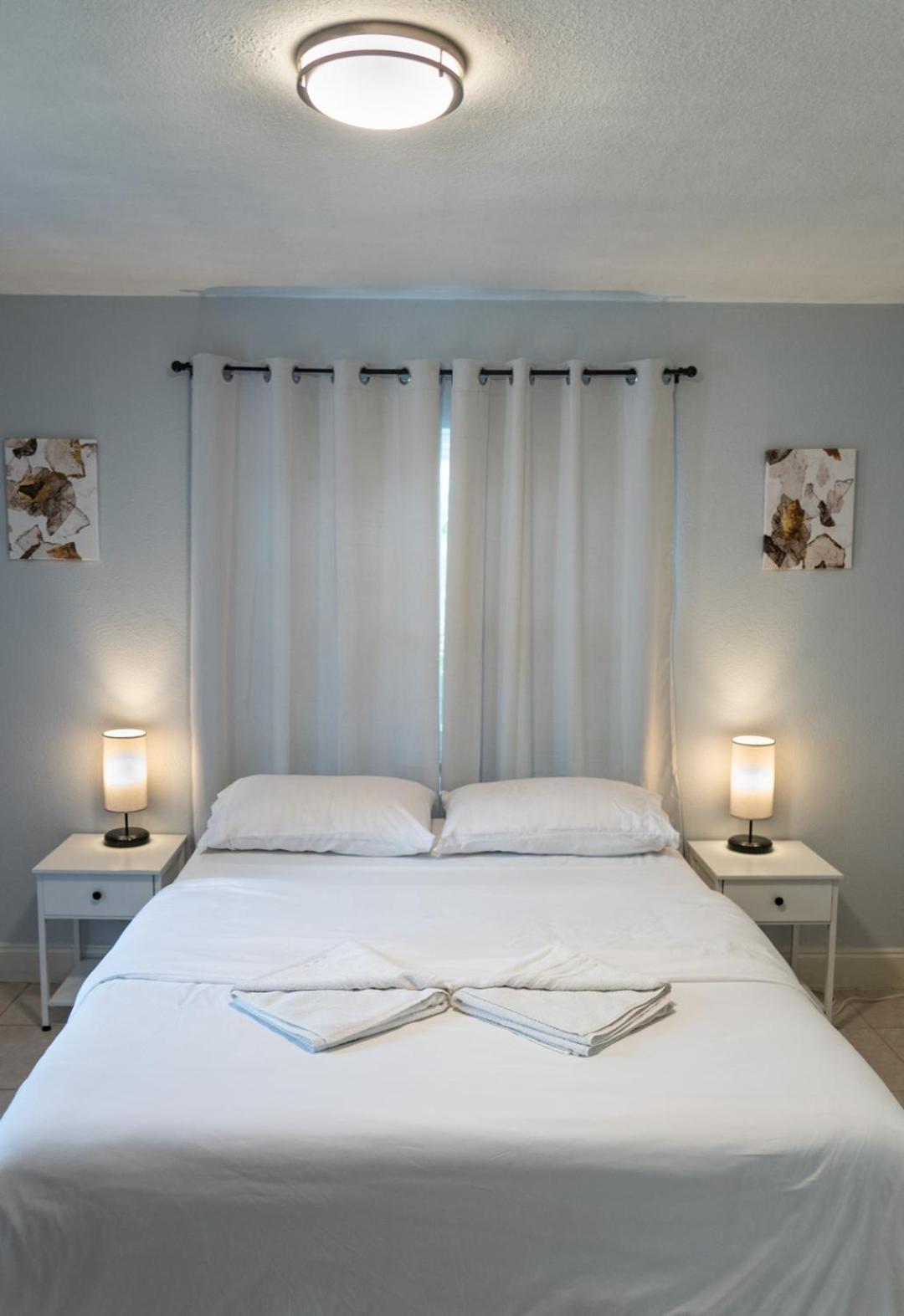Cozy Home Near Busch Gardens Adventure Island And Usf タンパ エクステリア 写真
